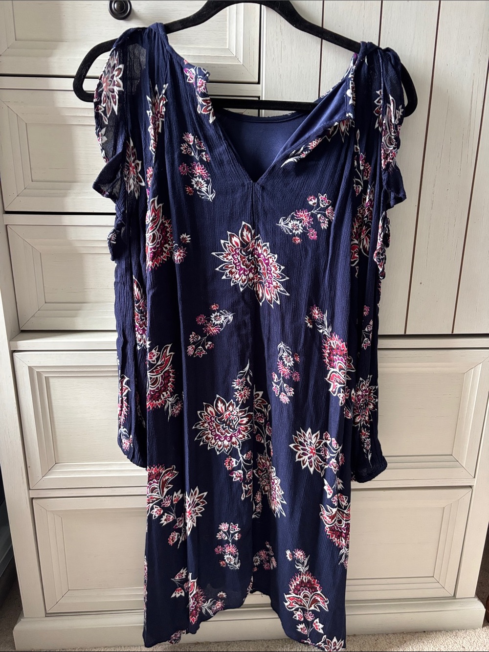 Old Navy Navy Floral Cold-Shoulder Tunic